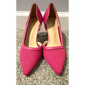 Women’s Pink Solid Pointed Toe Slip On Pump Kitten Heel Size 7 NIB